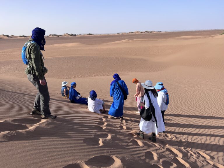 Wüstenwanderung, Wüstenreise, Wüstenretreat in der marrokanischen Sahara